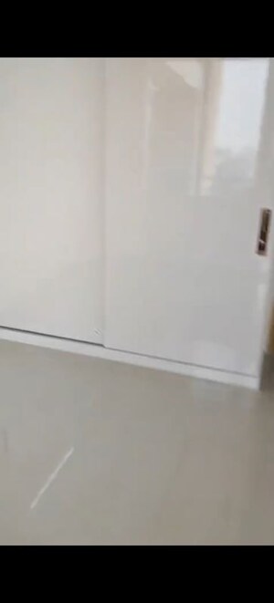 Room in 3 BHK Apartment at Landmark The Homes 81, Sector 81 – for Rent