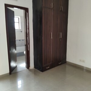 Room in 3.5 BHK Apartment at Ardee City Palm Grove Heights, Sector 52 – for Rent