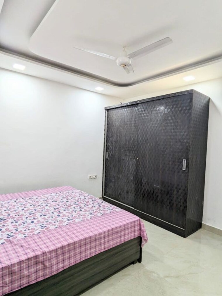 Bedroom, vipul-world-floors 3 Bedroom 2500 Sq.Ft. Builder Floor In Sector 48 Gurgaon 10729269