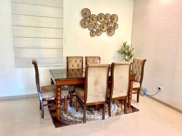 Living Room, emaar-mgf-emerald-hills 4 Bedroom 1800 Sq.Ft. Apartment In Sector 65 Gurgaon 10729290