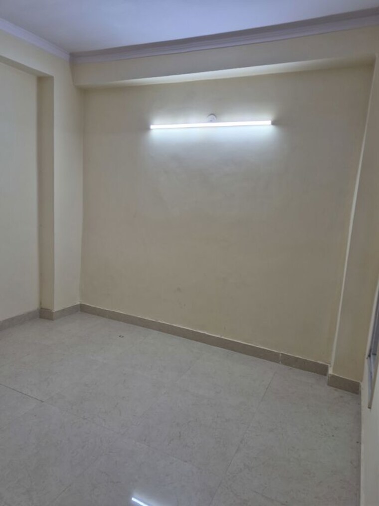 Room, mayur vihar 2.5 Bedroom 600 Sq.Ft. Builder Floor In Mayur Vihar Delhi 10729305