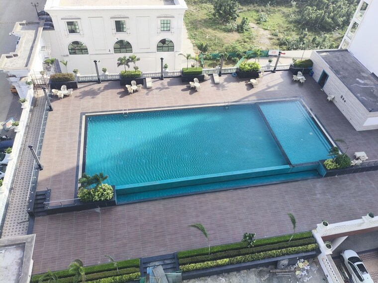 Swimming Pool, omaxe-world-street Commercial Office Space 650 Sq.Ft. In Sector 79 Faridabad 10726141