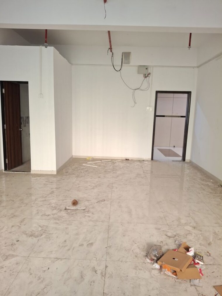 undefined, rosa-manhattan Commercial Office Space 450 Sq.Ft. In Ghodbunder Road Thane 10729313