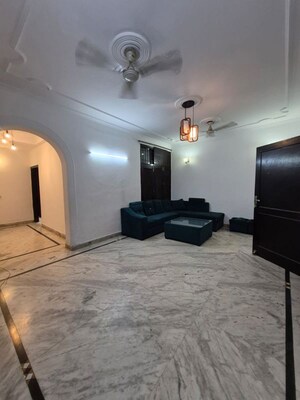 Living Room in 3 BHK Builder Floor at Paryavaran Complex – for Rent