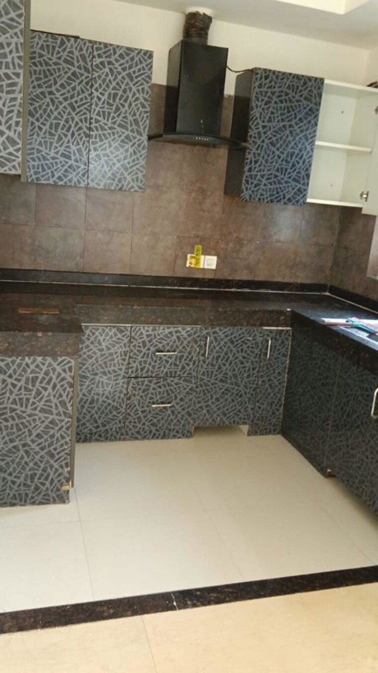 Kitchen, bptp-astaire-gardens 3 Bedroom 1560 Sq.Ft. Apartment In Sector 70a Gurgaon 10729341