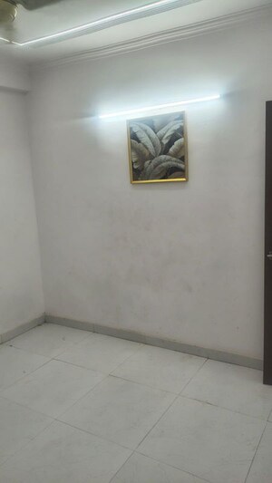 Room in 1 RK Builder Floor at Neb Sarai – for Rent