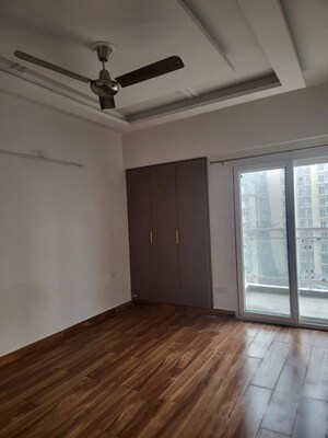3 BHK Apartment For Rent in Samridhi Luxuriya Avenue, Sector 150