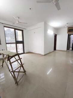 3 BHK Apartment For Rent in Unitech Uniworld Gardens 2