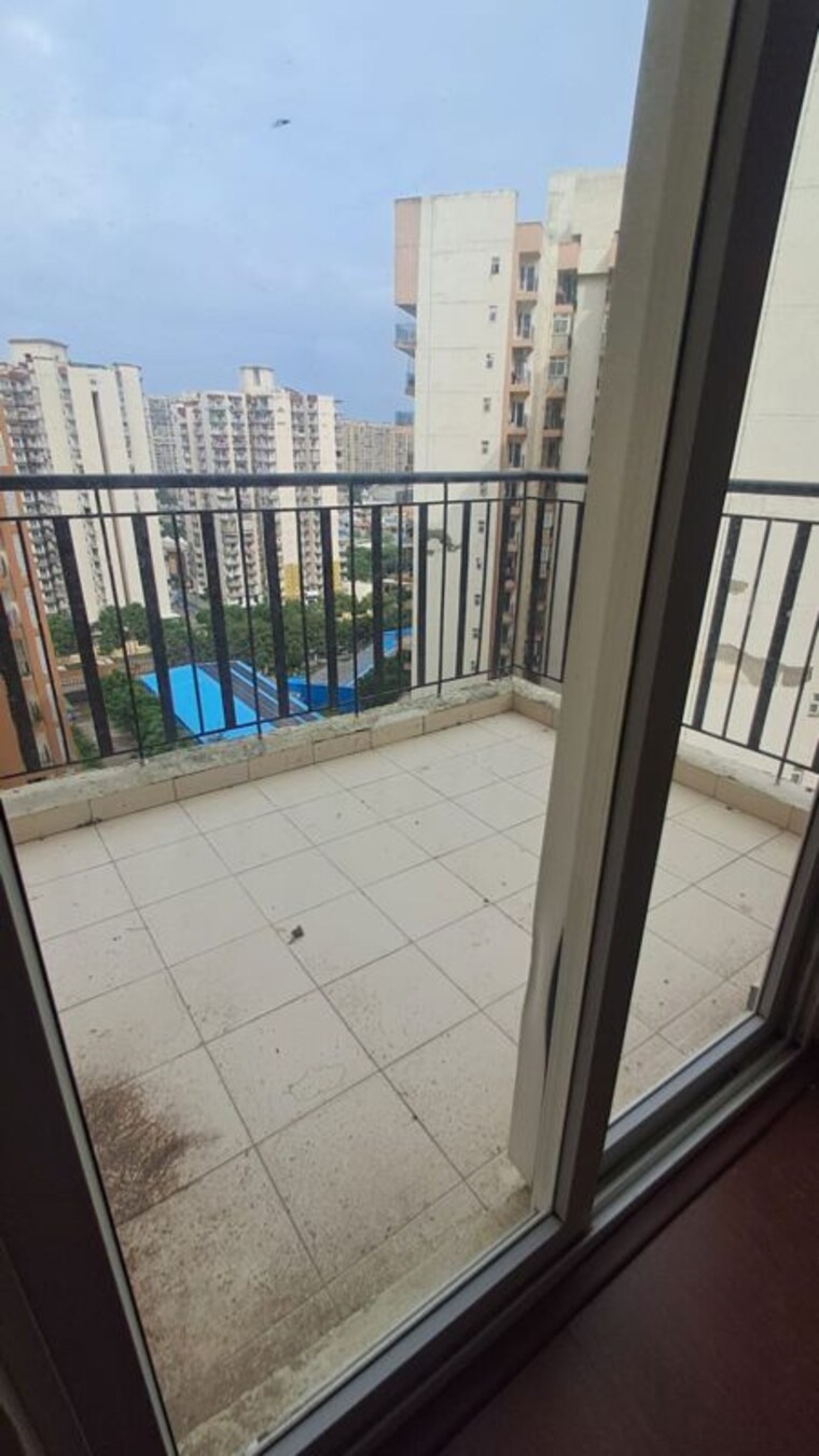 Balcony, amrapali-enchante 2 Bedroom 900 Sq.Ft. Apartment In Tech Zone 4 Greater Noida Greater Noida 10729356