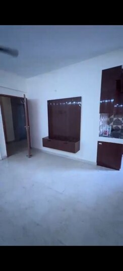 2 BHK Apartment For Rent in MRG The Balcony