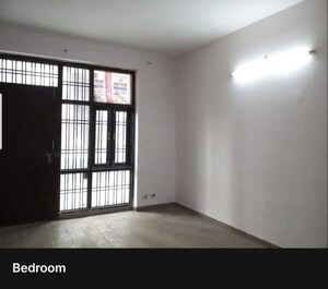 Room in 2 BHK Apartment at Omaxe Heights, Sector 86 – for Rent