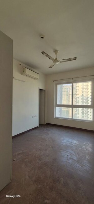 Room in 3 BHK Apartment at Mapsko Mount Ville, Sector 79 – for Sale