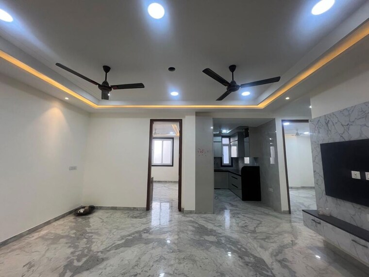 Room, dwarka 3 Bedroom 130 Sq.Yd. Builder Floor In Dwarka Delhi 10729400