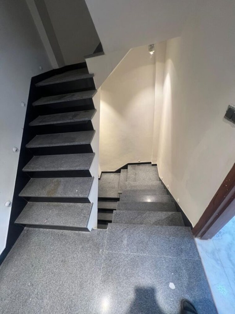 undefined, dwarka 3 Bedroom 130 Sq.Yd. Builder Floor In Dwarka Delhi 10729400