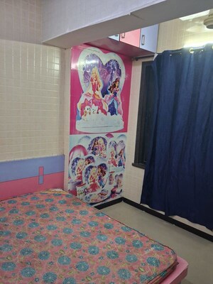 Bedroom in 1.5 BHK Apartment at Arvind Nagar Chs, Santacruz East – for Rent