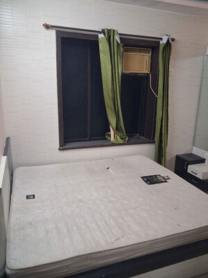 Bedroom in 1.5 BHK Apartment at Arvind Nagar Chs, Santacruz East – for Rent