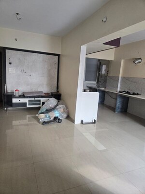 1 BHK Apartment For Rent in Wadhwani Mayureshwar Sai Nisarg Park CHS, Pimple Saudagar