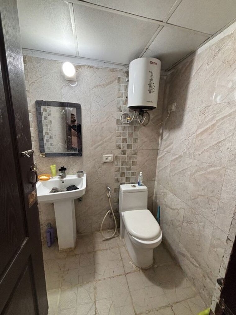 Kitchen, aims-golf-avenue-i 2.5 Bedroom 1200 Sq.Ft. Apartment In Sector 75 Noida 10729418