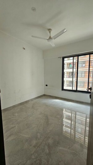 Room in 2 BHK Apartment at Unique Legacy Majestic, Mundhwa – for Sale