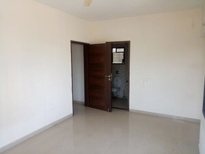 Room in 2 BHK Apartment at Vastushree Adrina, Mundhwa – for Sale