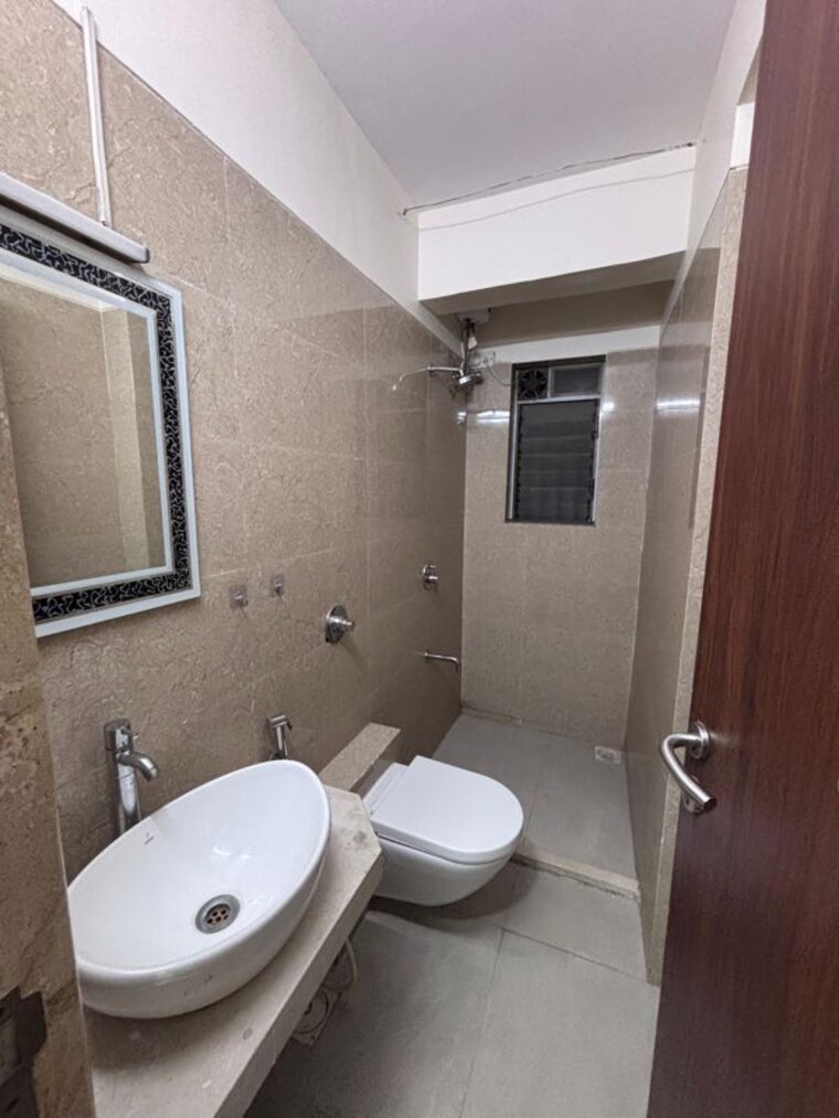 Bathroom, prathamesh-krupa-kedar-darshan 2 Bedroom 620 Sq.Ft. Apartment In Andheri West Mumbai 10729471