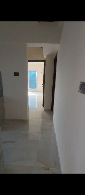 Room in 2 BHK Apartment at M4 Ocean View, Mazgaon – for Rent