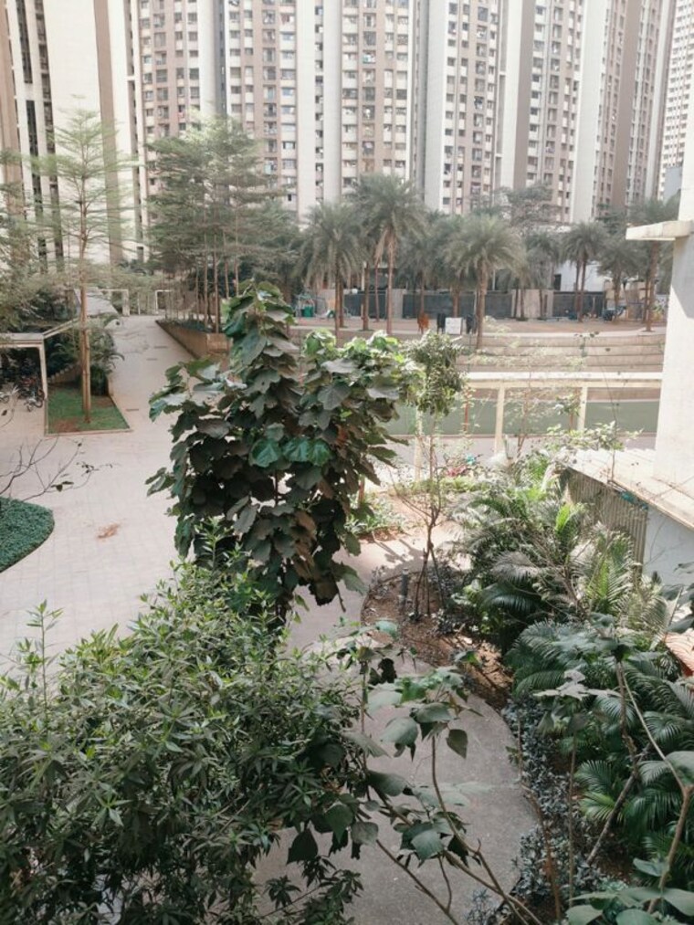 Balcony, lodha-splendora-river-view 2 Bedroom 707 Sq.Ft. Apartment In Ghodbunder Road Thane 10729484