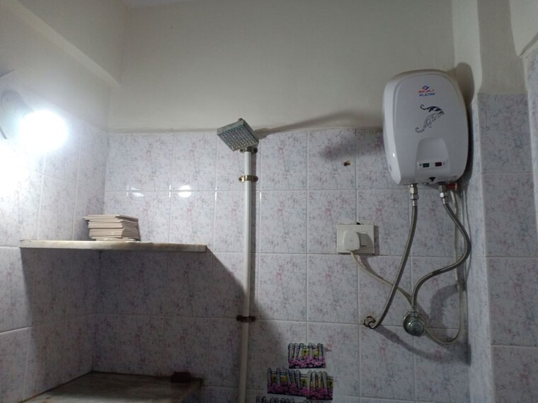 Bathroom, harsiddh-park-chs Pg For Boys In Vasant Vihar 10729514