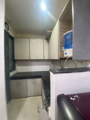 Kitchen in 1 BHK Apartment at DLF Independent Floors, Dlf City Phase 3 – for Rent