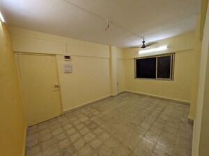 Room in 2 BHK Apartment at Shri Bimla Apartment, Andheri East – for Sale