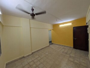 Room in 2 BHK Apartment at Shri Bimla Apartment, Andheri East – for Sale