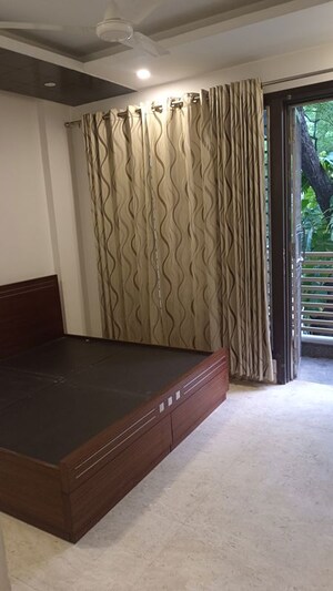 Bedroom in 3 BHK Builder Floor at New Rajinder Nagar – for Sale