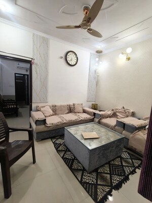 Team Area in 1 BHK Independent House at SS 100, Sector 49 – for Rent