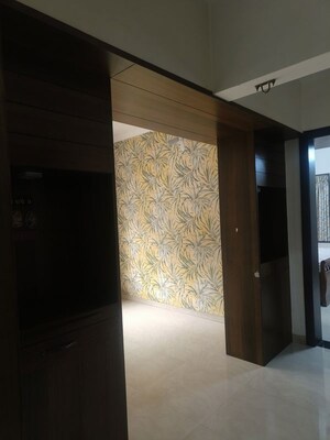 Room in 3 BHK Apartment at SSD Sai Pearl, Pimple Saudagar – for Rent