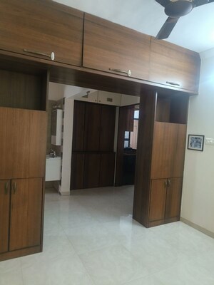 Room in 3 BHK Apartment at SSD Sai Pearl, Pimple Saudagar – for Rent