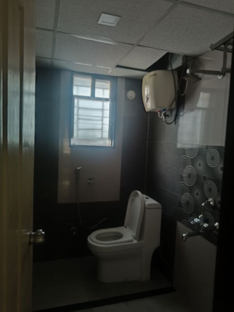Bathroom, ssd-sai-pearl 3 Bedroom 1099 Sq.Ft. Apartment In Pimple Saudagar Pune 10729558
