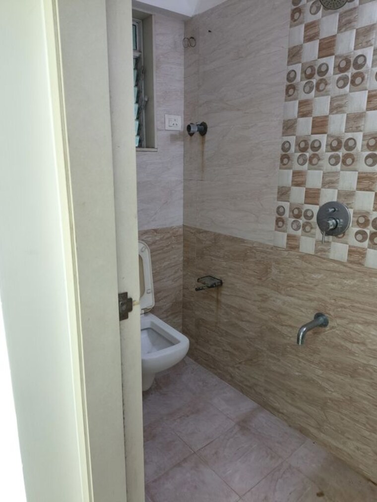 Bathroom, ornate-universal-nutan-annexe 3 Bedroom 1033 Sq.Ft. Apartment In Goregaon West Mumbai 10648200