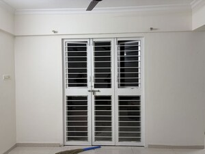 Room in 3 BHK Apartment at Sukhwani Elmwoods, Pimple Saudagar – for Rent