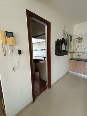 Room in 2 BHK Apartment at The Parkland, Balewadi – for Rent
