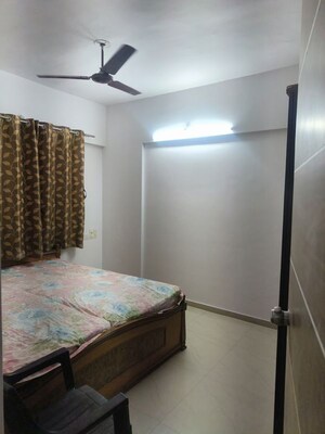 Bedroom in 2.5 BHK Apartment at Essen Shonest Towers, Wakad – for Rent
