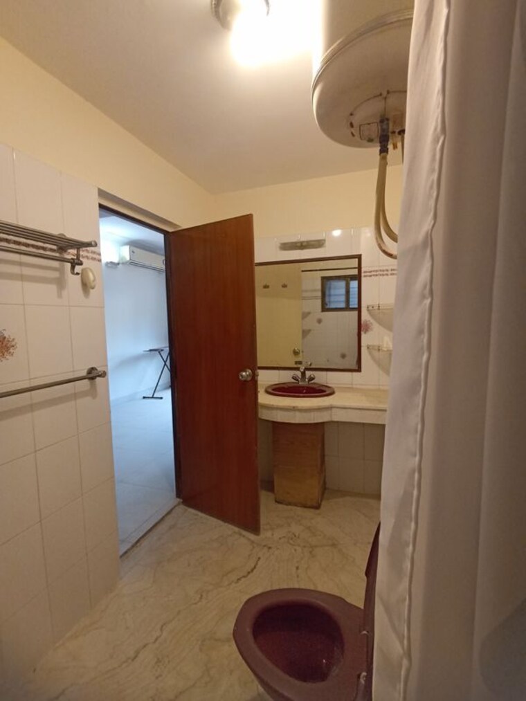 Bathroom, koramangala 2 Bedroom 1200 Sq.Ft. Apartment In Koramangala Bangalore 10642712