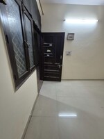 1.5 BHK +  410 Sq.Ft. Builder Floor in Mayur Vihar