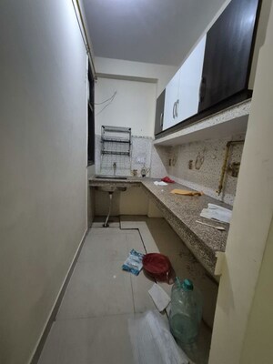 Kitchen in 1.5 BHK Builder Floor at Mayur Vihar – for Rent