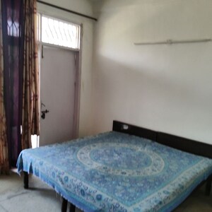 Bedroom in 2.5 BHK Builder Floor at Ardee City, Sector 52 – for Rent