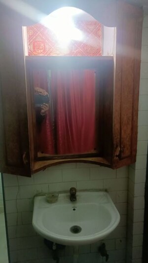 Bathroom in 1 BHK Apartment at RWA Metro Apartments, Sector 71 – for Rent