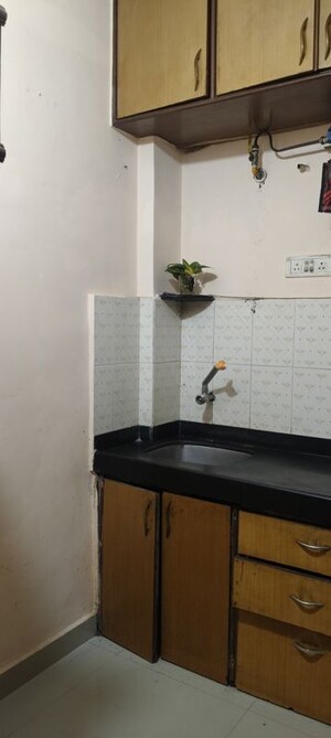 Furnished Amenities in 1 BHK Apartment at Seawoods – for Rent