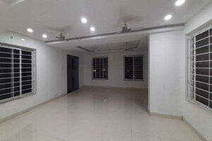 Room in 3 BHK Apartment at Alkapur Township – for Sale