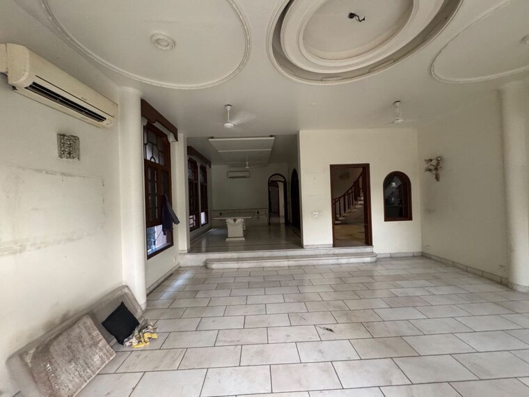 undefined, greater kailash ii 6+ Bedroom 5000 Sq.Ft. Independent House In Greater Kailash ii Delhi 10729674