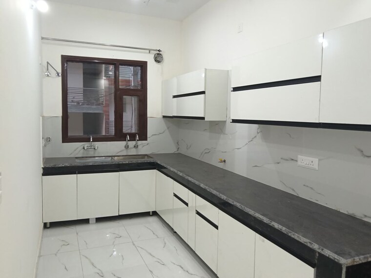 Kitchen, dhakoli 3.5 Bedroom 122 Sq.Ft. Builder Floor In Dhakoli Zirakpur 10729682