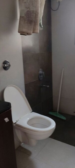 Furnished Amenities in 2 BHK Apartment at Celestia Apartment, Baner – for Rent